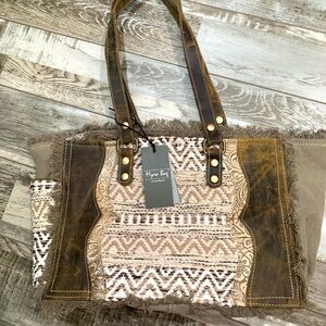 Myra Purse